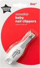 Tommee Tippee Essentials Baby Nail Clippers, Rounded Edges and Moulded Handle, 0