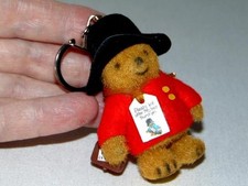 Adorable 1970s Miniature PADDINGTON BEAR w/Suitcase KEYCHAIN H.C.F. HONG KONG 2