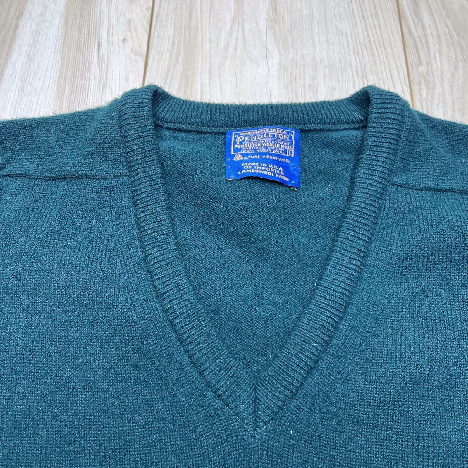 Pendleton 100% Virgin Wool V Neck Pullover Sweate… - image 5
