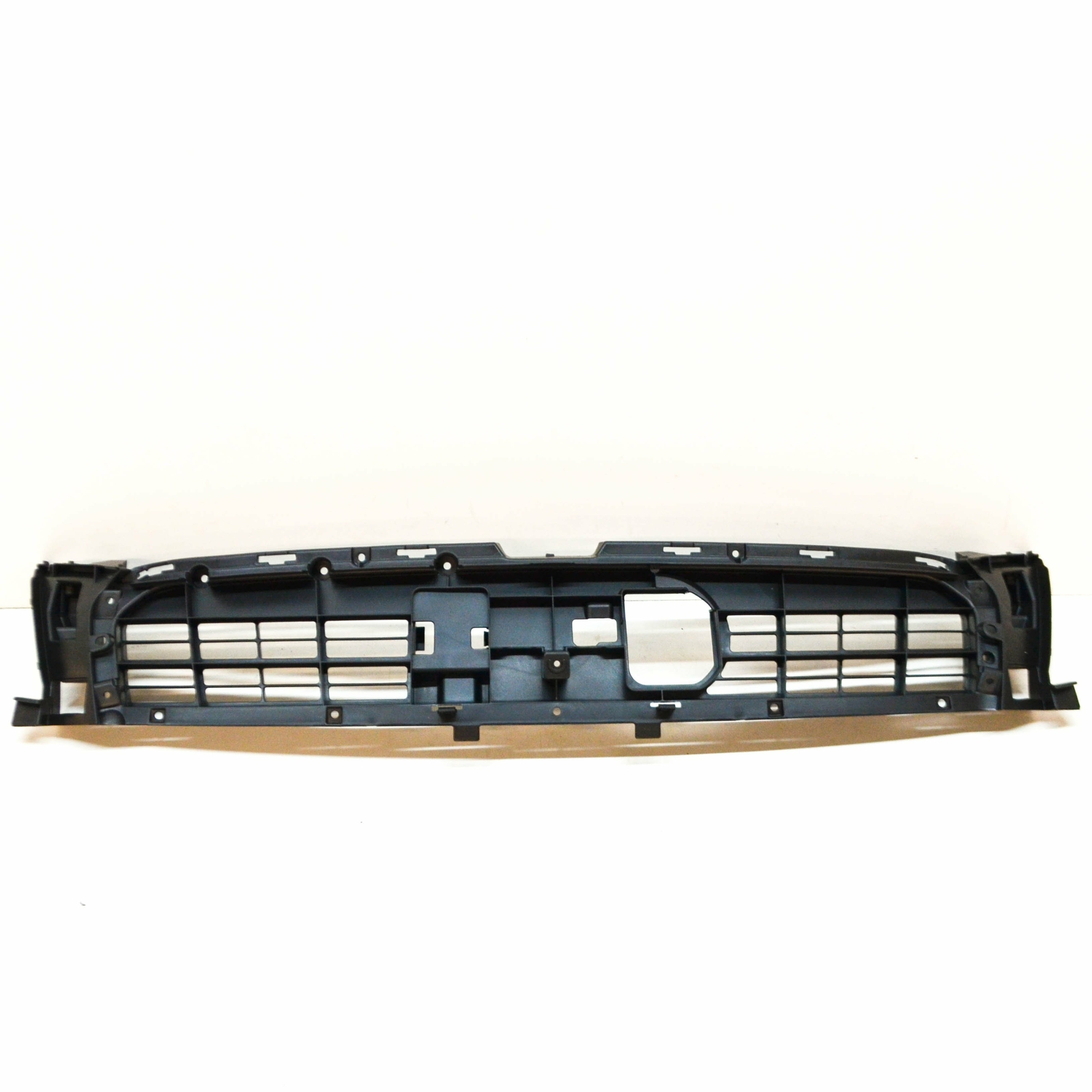2012-2015 AUDI A7 Sportback 4G8 Front Bumper Center Closing