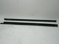 2004 2008 Nissan Maxima Right Passenger Front Door Window Trim Belt Molding Seal 2004 2008 Nissan Maxima Right Passenger Front Door Window Trim Belt Molding Seal