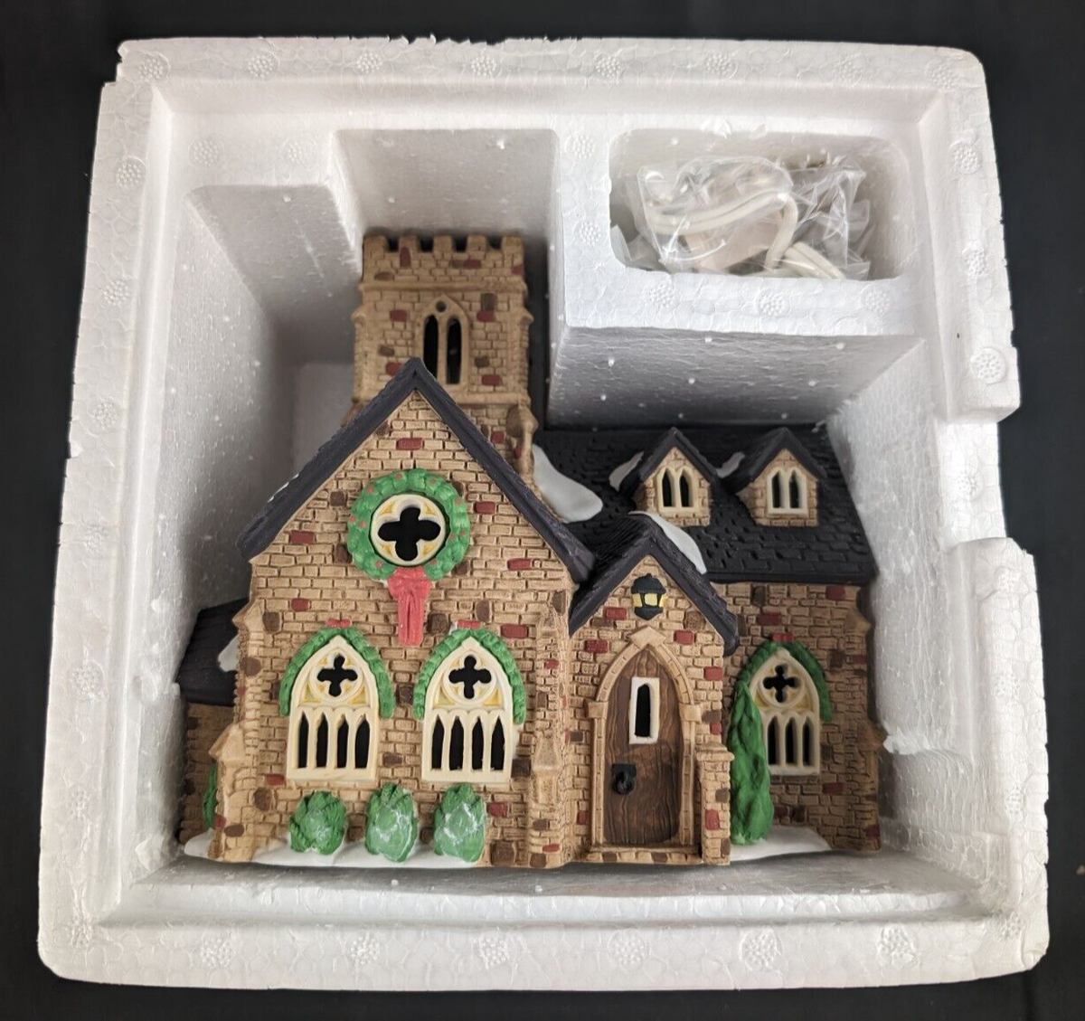 Dept 56 Lighted Christmas Village, Dickens Series, 1989