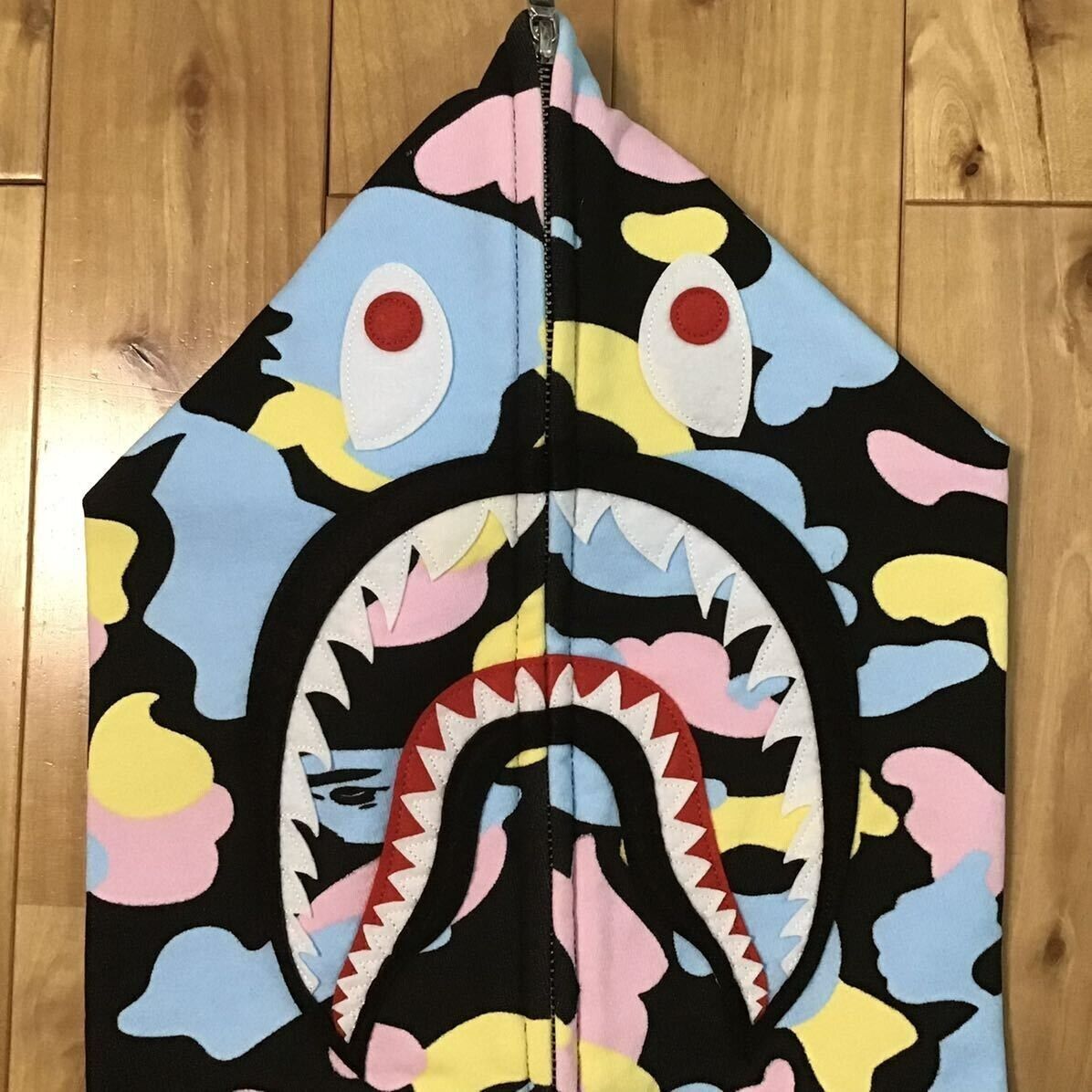 BAPE Multi Camo Shark full zip hoodie cotton candy camo A BAPE Multi Camo Shark full zip hoodie cotton candy camo A