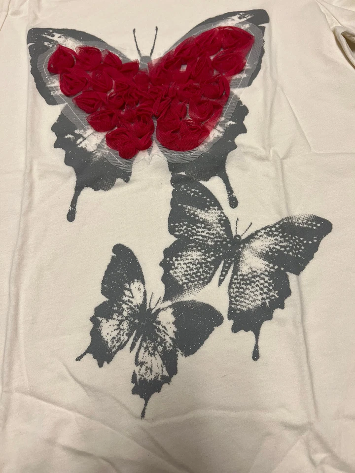 Cherokee youth cream shirt with shimmering butterflies including one in 3-D - Изображение 2 из 4