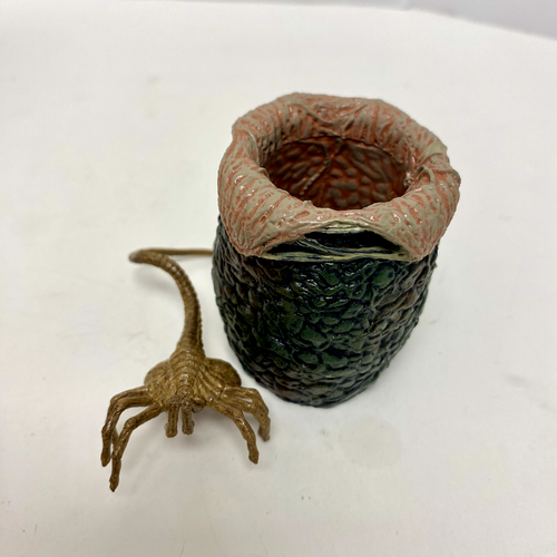 Alien LV426 Eggs in set of 6 Eggs with 1 Facehugger eBay