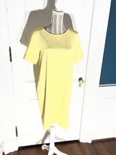 Everly Yellow Medium Dress Short Sleeve Shift D533