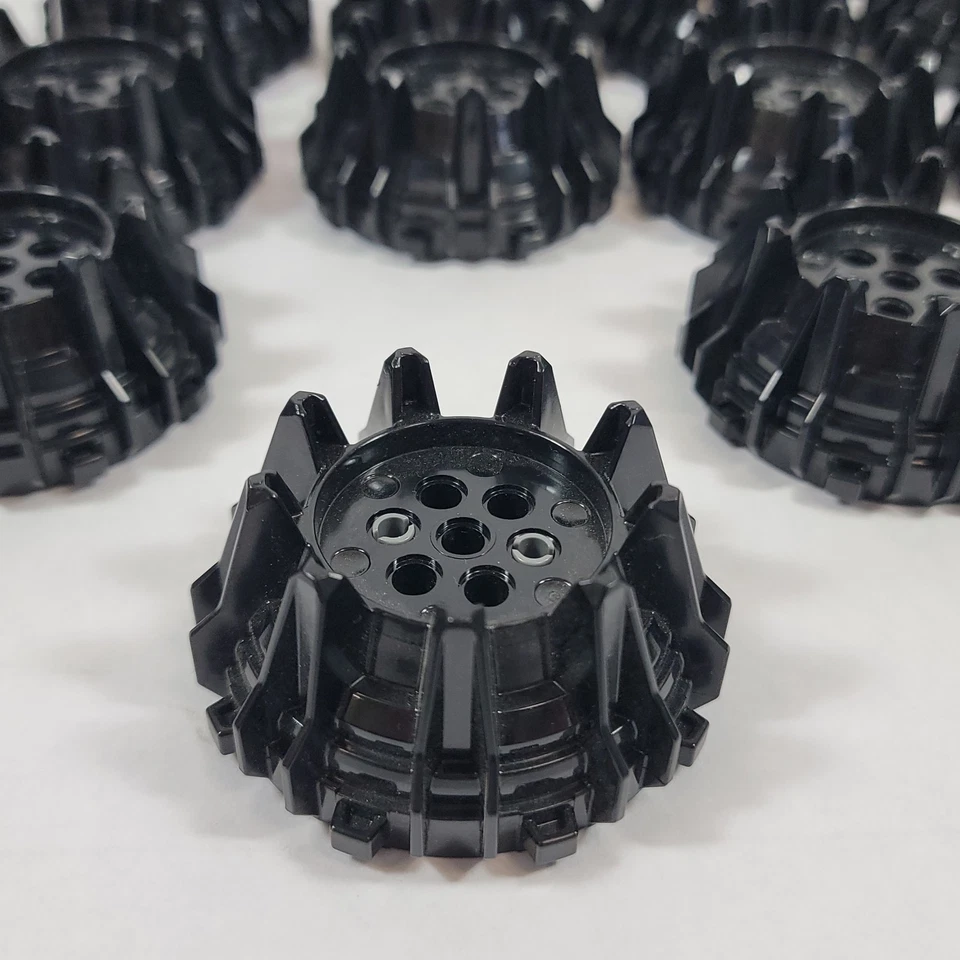26X LEGO Black Hard Plastic Wheels Small Cleats Flanges Parts Lot 64711 64712 - Image 4 of 4