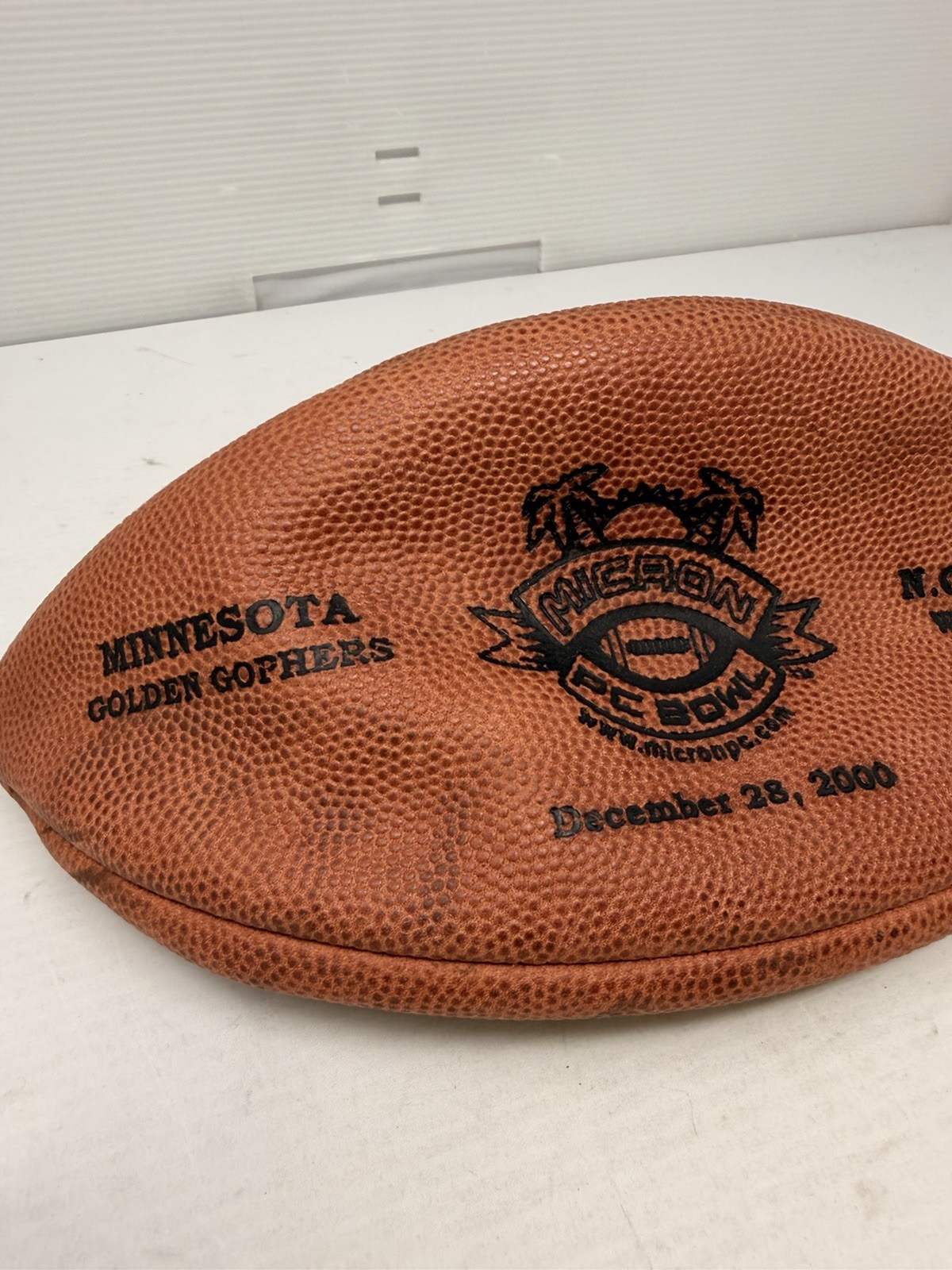 Wilson Micron PC Bowl Minnesota Golden Gophers NC State Wolf Pack 2000 Football