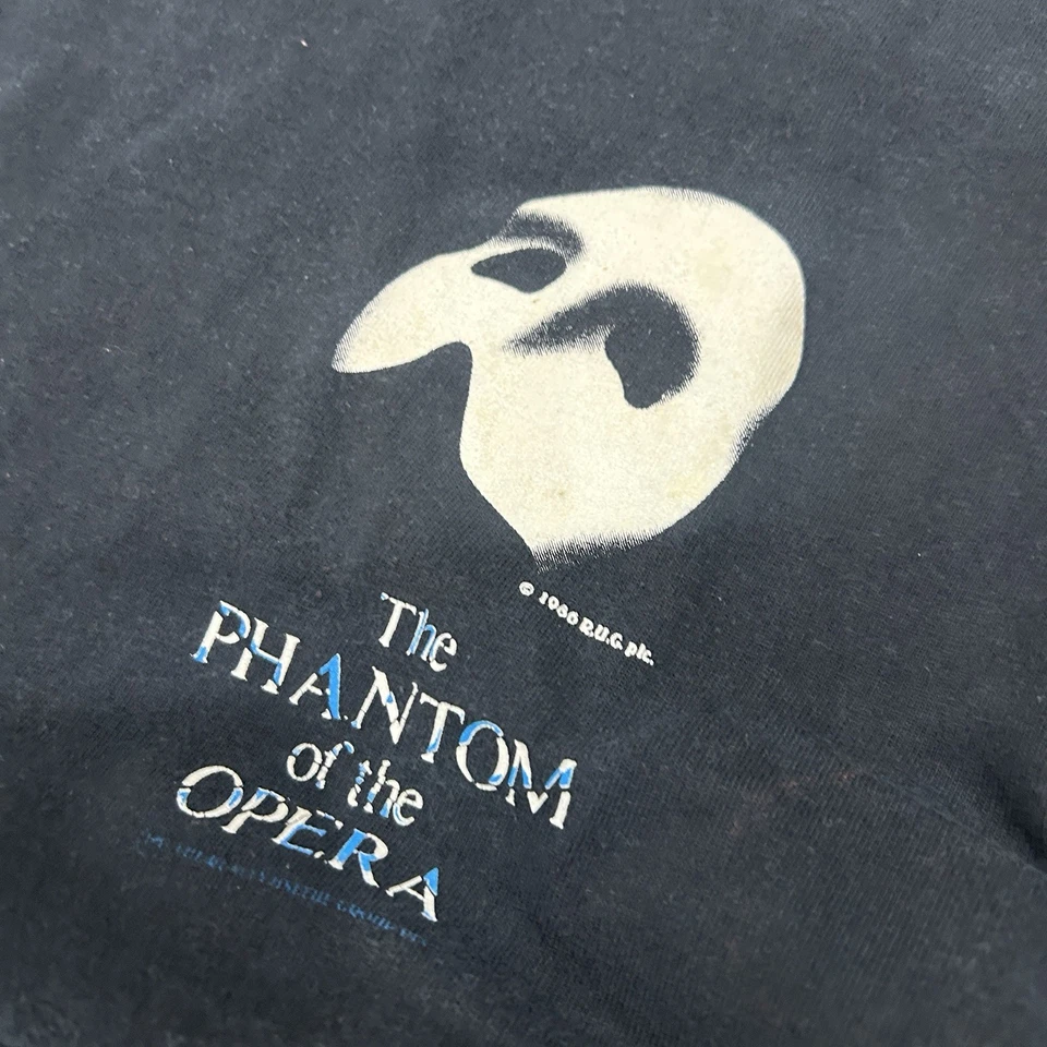 Vintage Phantom Of The Opera Fruit Of The Loom T-Shirt Men’s Medium - image 2 of 4