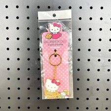 Sanrio Hello Kitty Cafe Vancouver Pink/White Metal Keychain Trinket