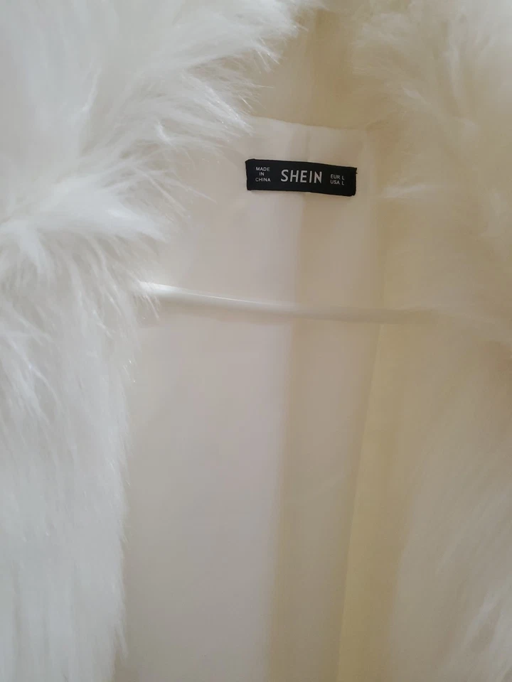 人造毛皮大衣长带衬里冬季白色,全新无标签(中型,大号)圣诞节 — 第 2/4 张图片