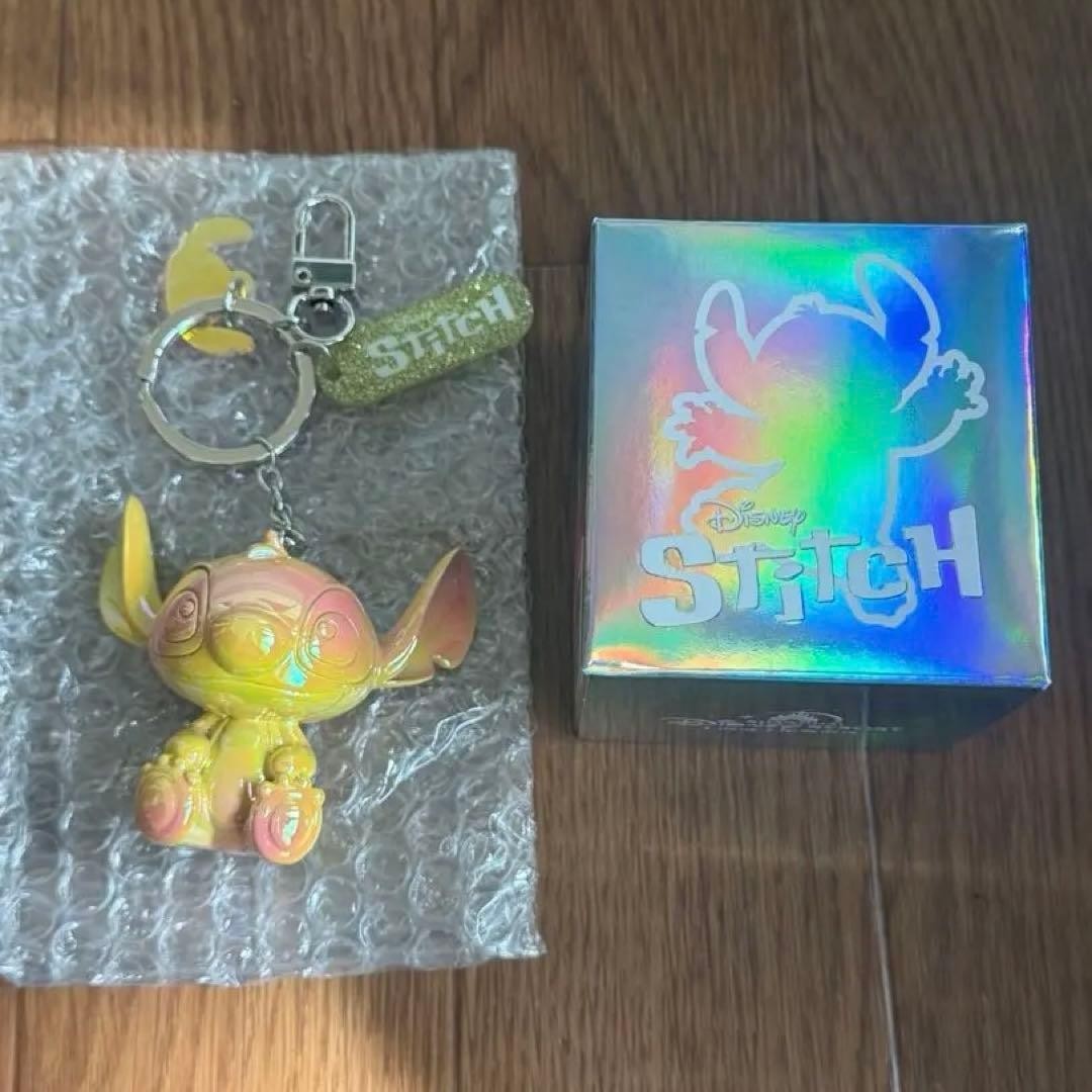 Shanghai Disney Stitch llavero caja sorpresa