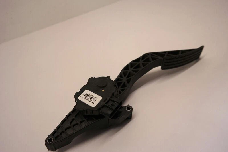 2010 CHEVROLET TRAVERSE GAS ACCELERATOR PEDAL - Изображение 4 из 4