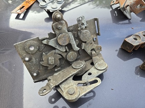 68-70 Mopar B Body Door Lock Striker Plate/ Mechanism/ Rods Hinges Etc Oem Lot - Picture 2 of 11