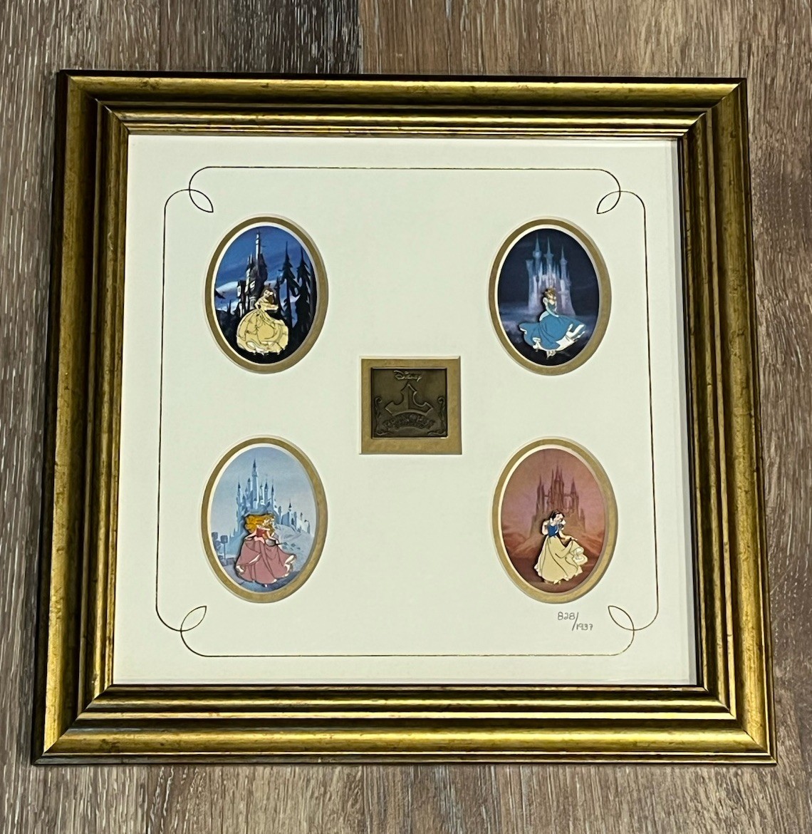 VTG Walt Disney Gallery Framed Limited Edition Princess Pin Set 828/1937