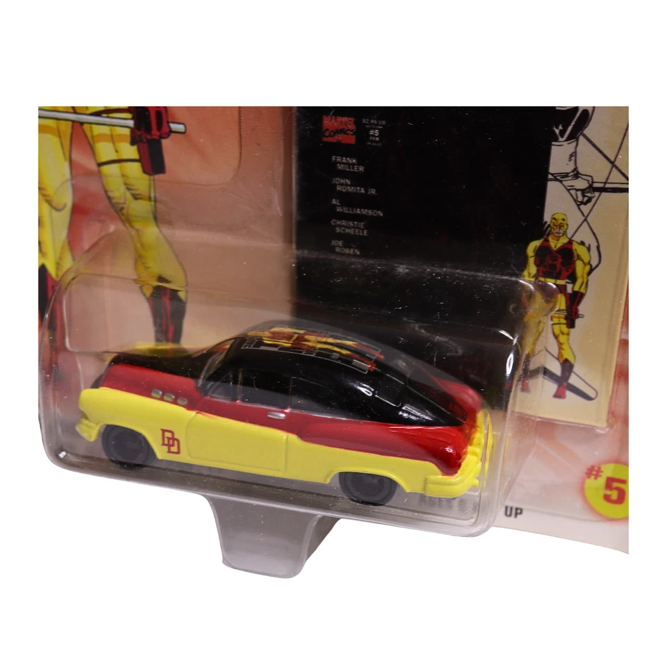 2002 Johnny Lightning Marvel Daredevil #5 Bumongous With Cover Card 1:64 On Card - Image 2 of 3