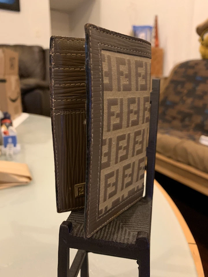 Cartera plegable de lona FENDI de colección - Bergdorf Goodman - rara y auténtica Foto 2 de 4