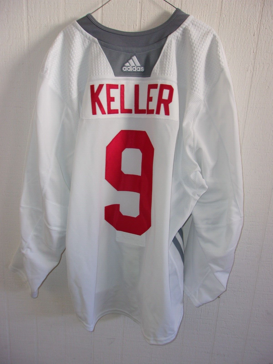 ARIZONA COYOTES Clayton Keller worn white #9 practice jersey with Kachina  logo