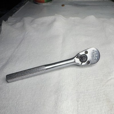 Mac Tools 1/4DR Knurled Ratchet Brand New 