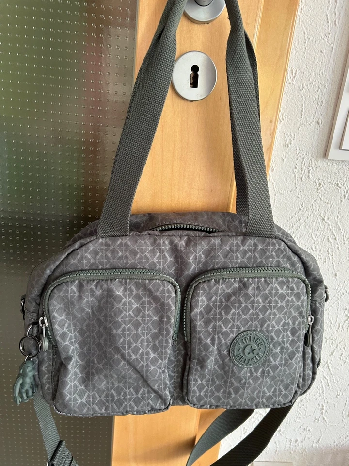 kipling tasche defea dunkelgrün gemustert - Bild 3 von 4