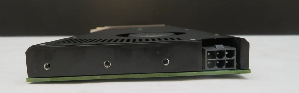 DELL 06WTYT NVIDIA Quadro 4000 2GB GDDR5 GPU Graphics Card - Image 3 of 4