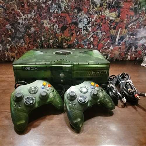 Microsoft Original Xbox Halo Special Edition Bundle W/Controllers And Cables