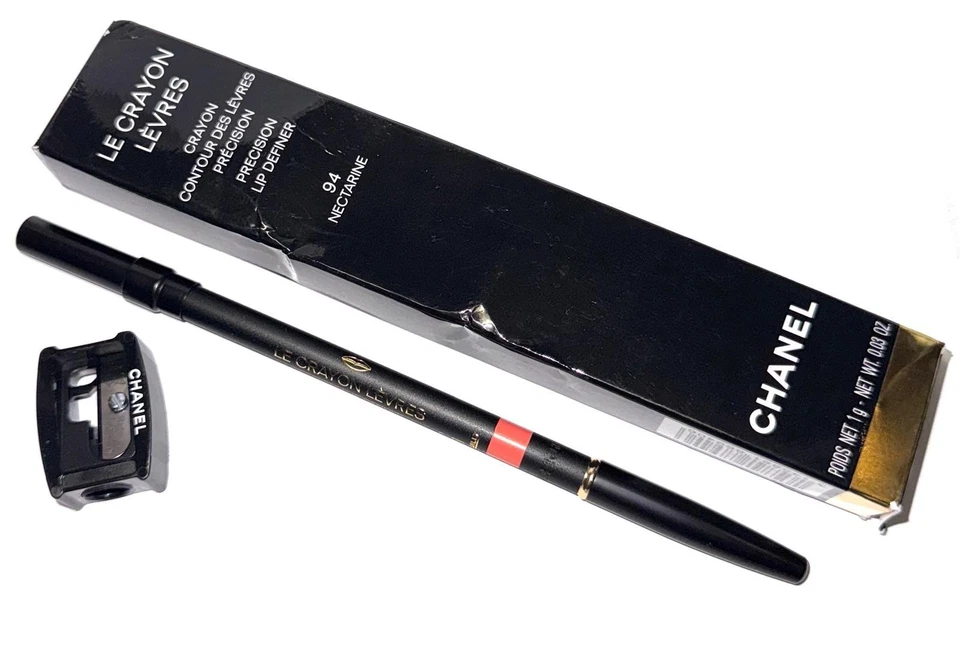 Chanel Le Crayon Lèvres Longwear Lip Pencil 94 Nectarine 1.2g - Image 4 of 4