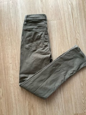 Esprit Jeans oliv Gr. 20/30