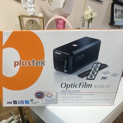 Plustek OpticFilm 8200i SE 35mm Slide & Film Scanner 7200 DPI USB Multi-Exposure