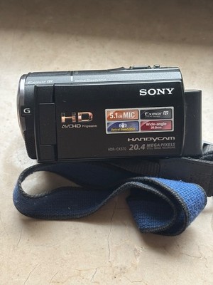 Sony HDR-CX570E Camcorder Handycam 20.4 Megapixel