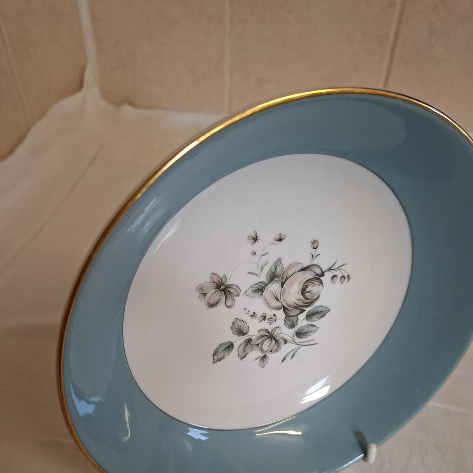 Royal Doulton Rose Elegans Cereal Bowl 6.75" dia  - Image 2 of 3