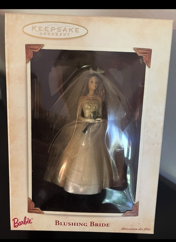 NEW! Hallmark 2002 Barbie BLUSHING BRIDE Keepsake Ornament BRUNETTE Hair MIB