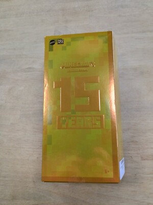 New Minecraft 15th Anniversary Tuxedo Steve Diamond Level Action Figure Mojang