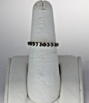 Dakota West Shube 925 Silver Heart Design Stack Ring Size 6 [043 Wey]