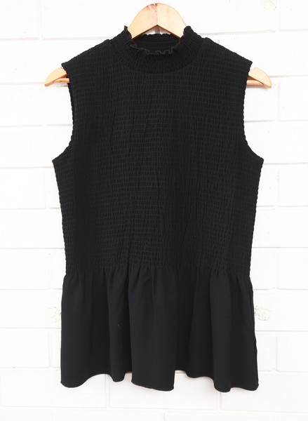 Women's Decjuba black sleeveless shirred peplum top size 12