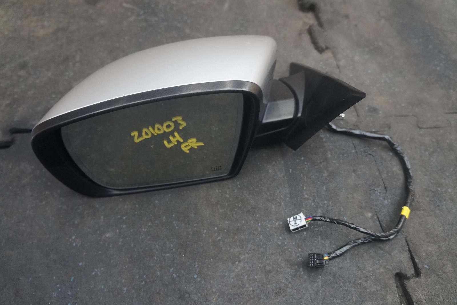 Left Driver Door Mirror Assembly Grigio Metallo Gray Oem Maserati Ghibli 2014