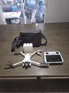 DJI Mini 3 Pro Drone Pro Fly More Kit Amazing Condition
