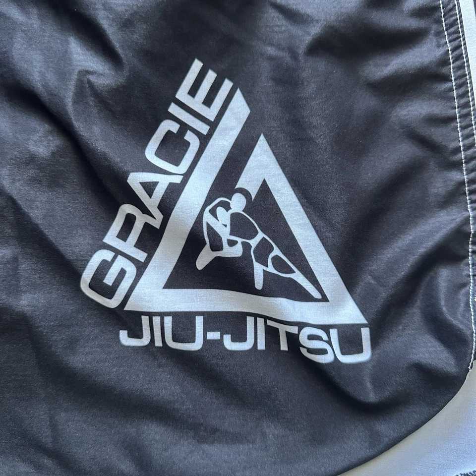 Pantalones Cortos de Lucha Ultraligeros Gracie Jiu-Jitsu Para Hombre Talla 38 Negro Cordón UFC Foto 2 de 4