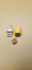 SpongeBob Lego Minifigure 3834 And Patrick Star Lego Minifigure 3833 damaged
