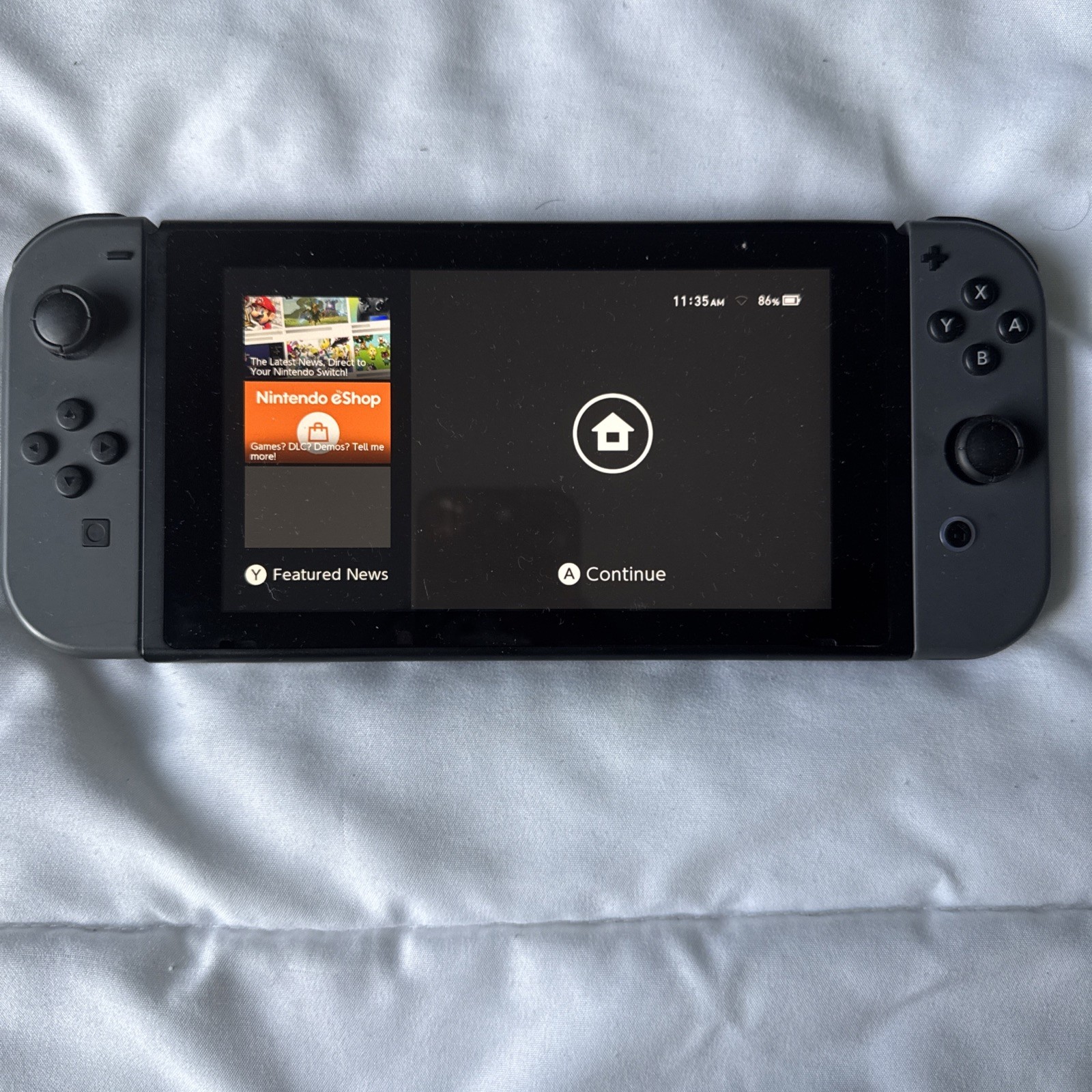 Nintendo Switch Console – Excellent Condition | Complete Bundle