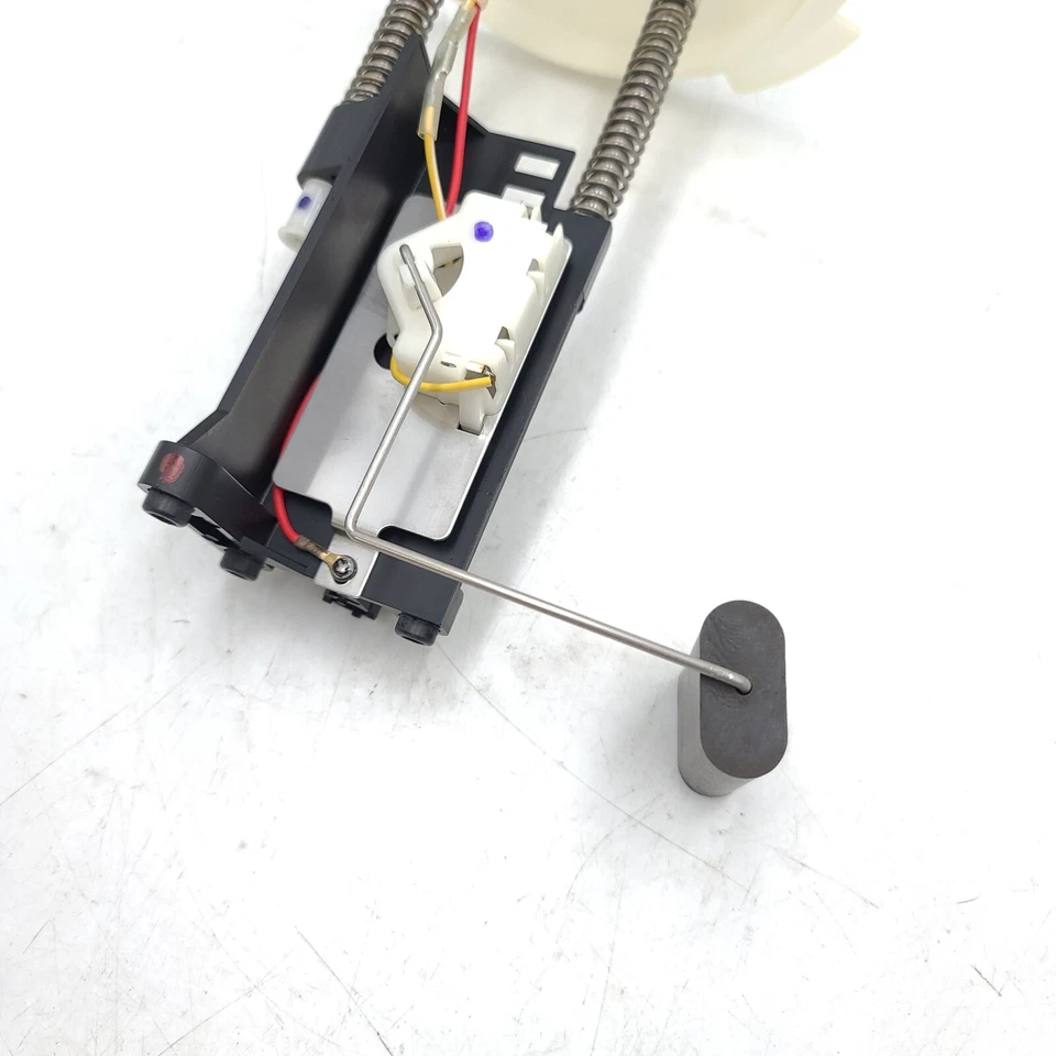 Unidad de envío de nivel de tanque de combustible Spectra Premium FG205A para Ford Freestyle 2005-2007 Foto 4 de 4