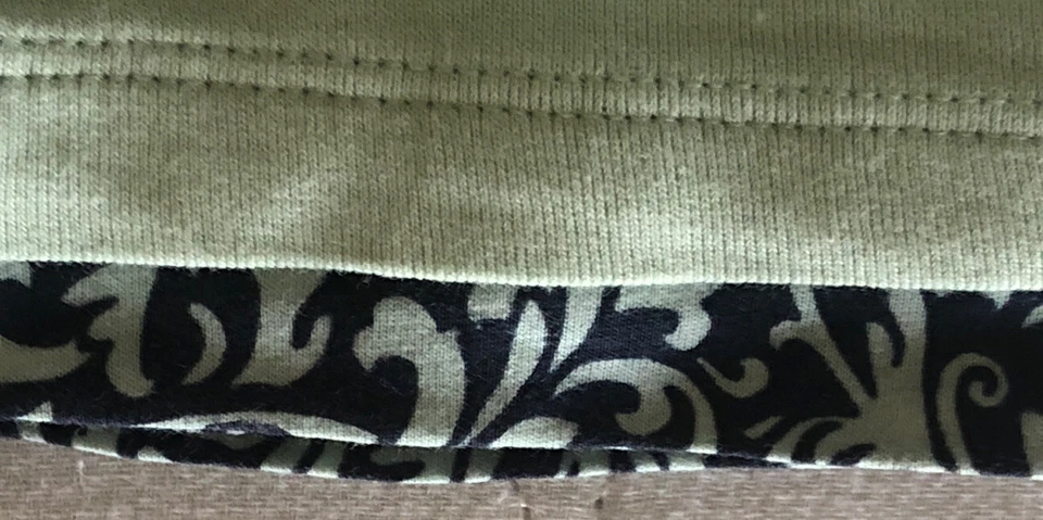 SJB Active T-Shirt W/Inset And On Cuffs And Bottom Color Green Or Pink Size Lrge - Image 4 of 4