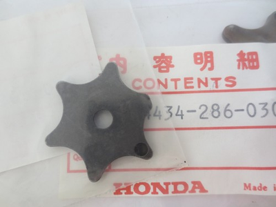 #ad NEW Genuine OEM Honda 1 Plate 24434 369 000 $9.99