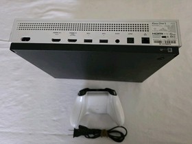 Microsoft Xbox One S Console White Complete w/ 2 Free Games Tested Working