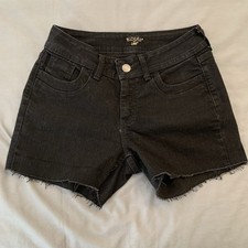 Lee Riders Cut Off Black Jean Shorts Women's 6 (29x3 fit) Mid Rise Cowgirl Up