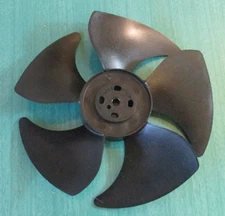 Sub Zero Refrigerator CONDENSER FAN BLADE - OEM Part No. 7014653 - New! Open box