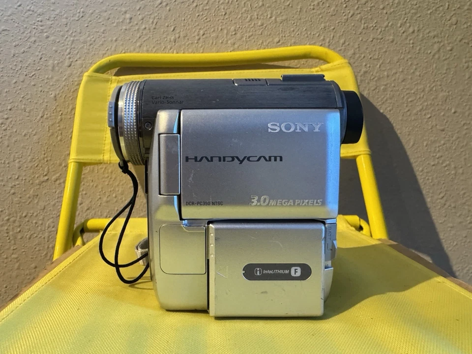 Sony Handycam DCR-PC350 NTSC Mini DV Camcorder w/Nightshot TESTED WORKING ✅ RARE - Image 3 of 4