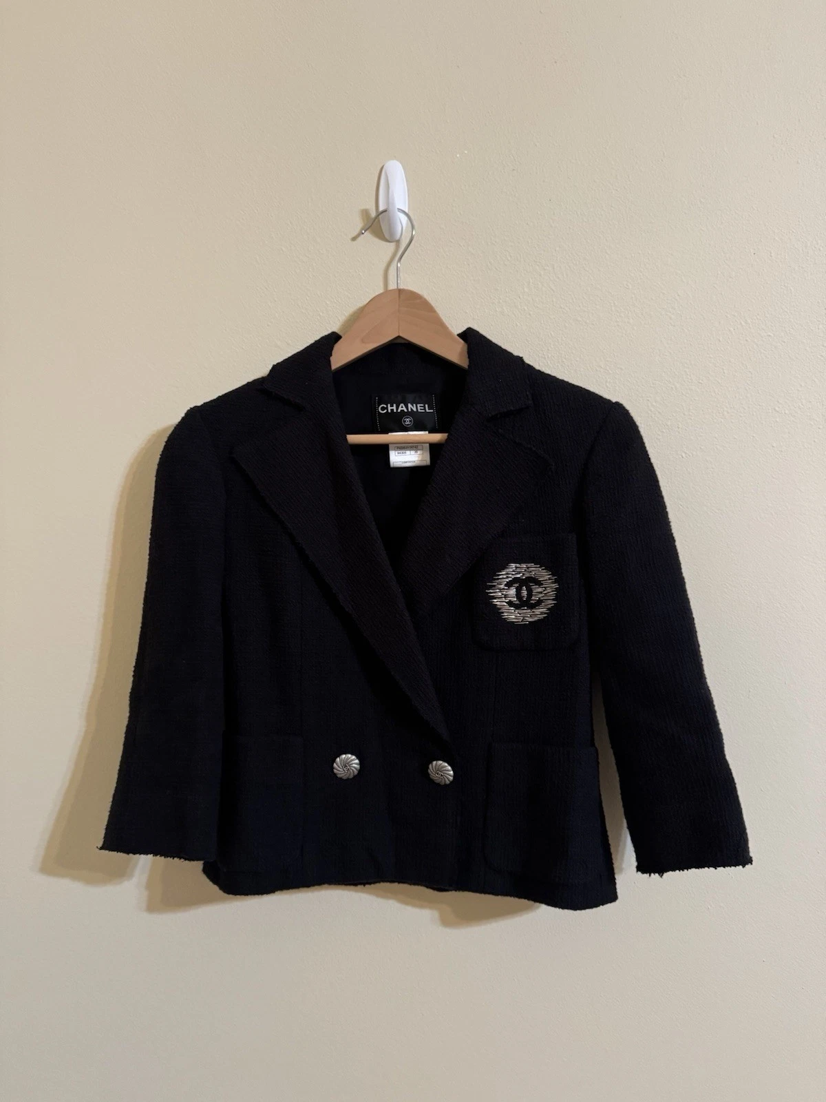 Giacca Chanel tweed cropped 2012 logo CC nero taglia 36