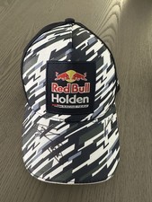 Star Bathurst 2014  Holden Racing Team Cap Signed Lowndes Whincup With Tag