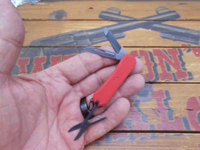 SwissTech Listig Pocket Knife Plain Edge Blade Scissors File